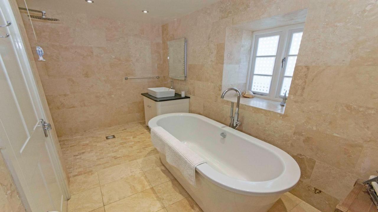 Crowborough Farm - Impressive & Sophisicated Home Surrounded By Unspoilt Countryside In Georgeham - Dog Friendly, Sleeps 14 Exterior foto